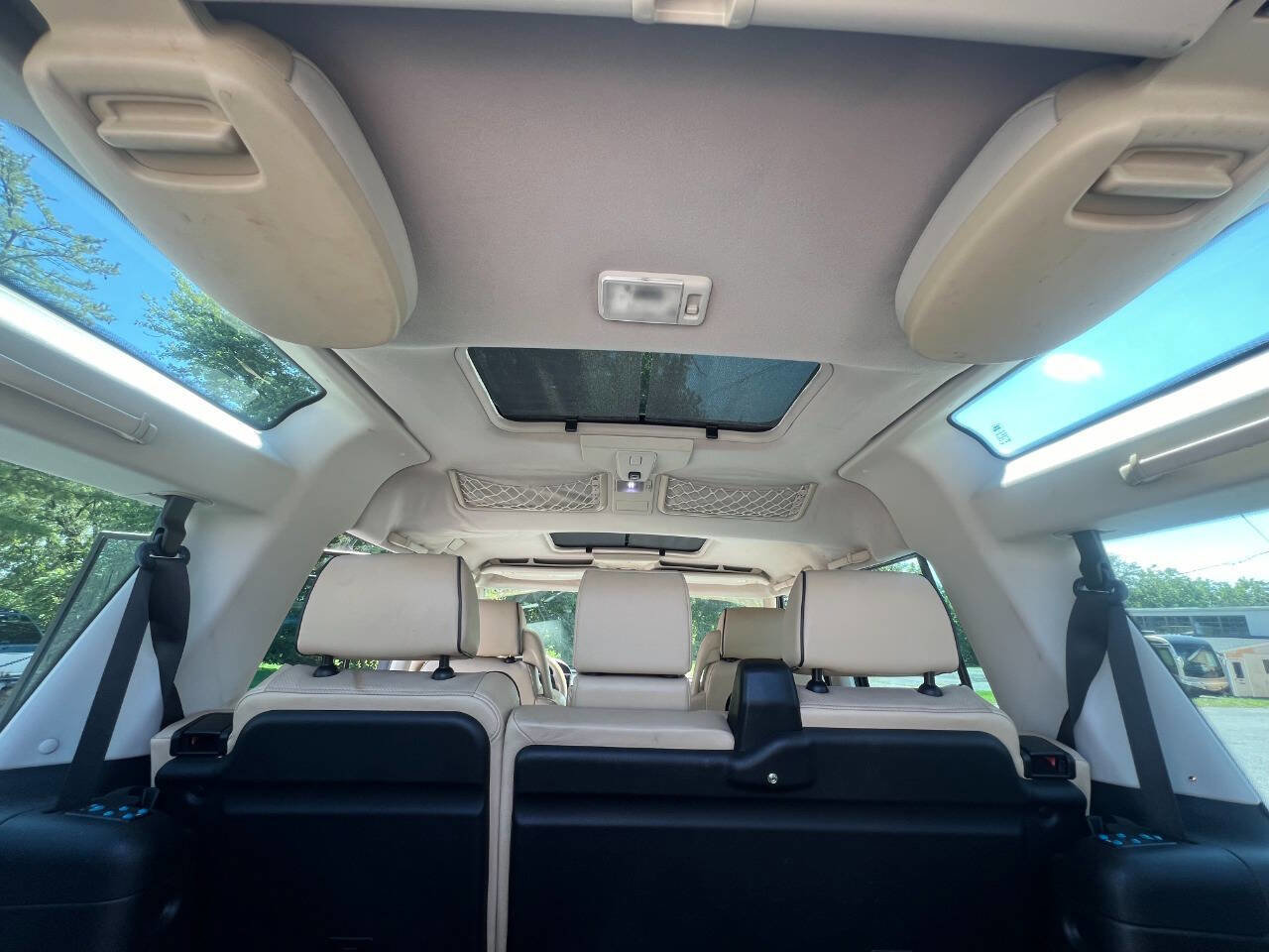 Used 2003 Land Rover Discovery SE image 28