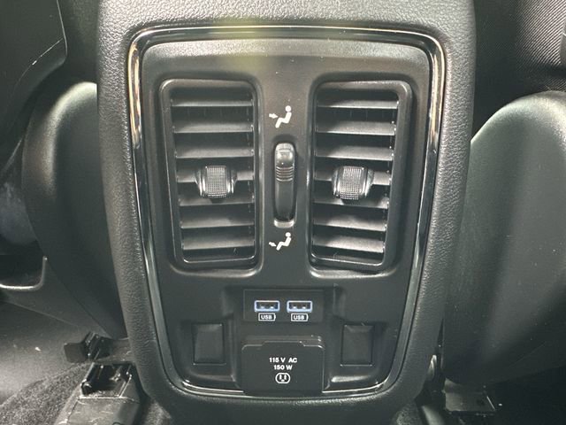 Used 2020 Jeep Grand Cherokee Limited w/ Premium Lighting Group image 18