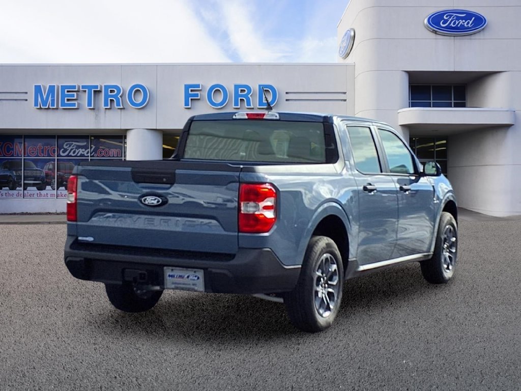 New 2026 Ford Maverick XLT w/ XLT Luxury Package AWD/4WD image 3