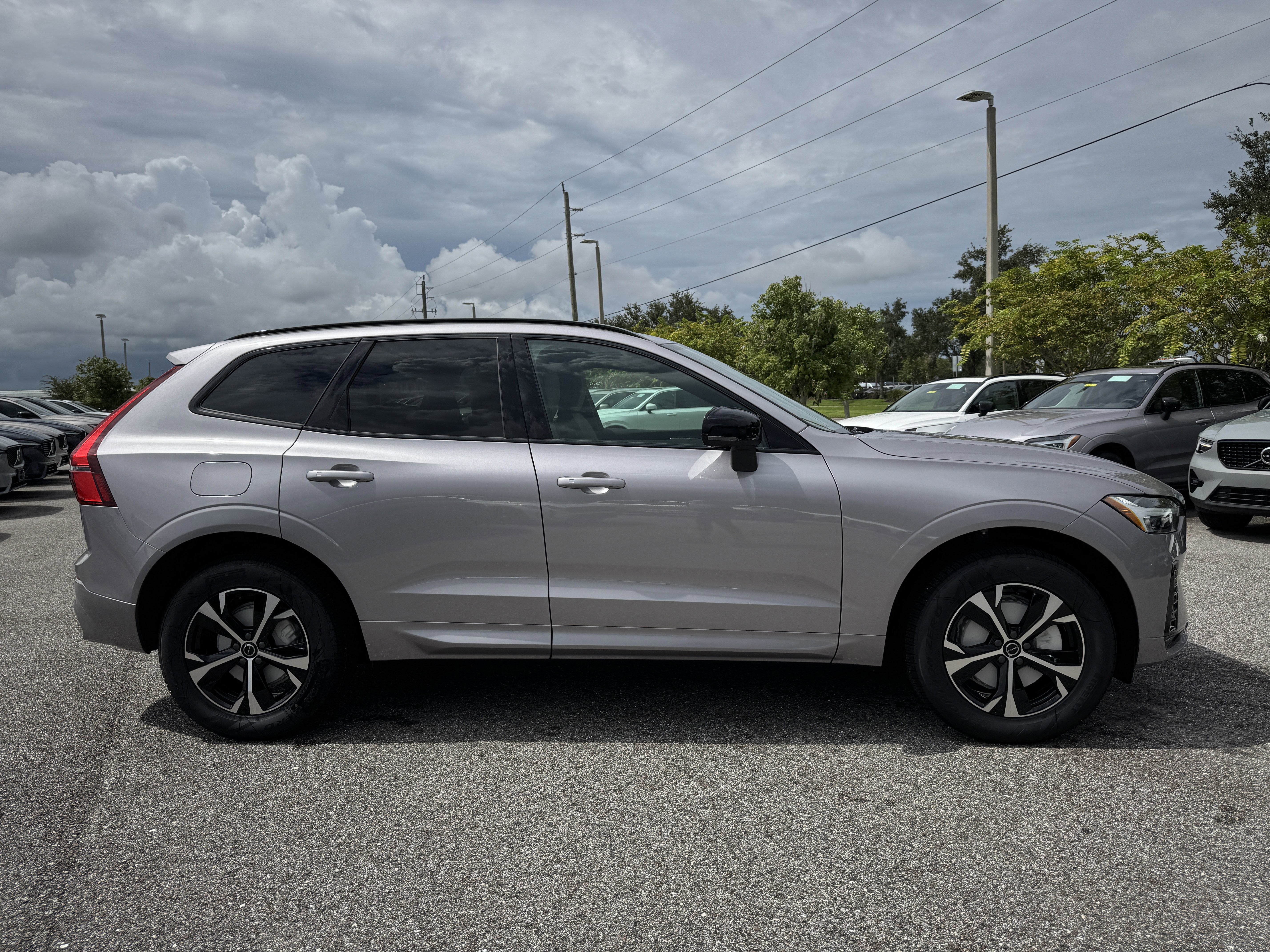 New 2026 Volvo XC60 B5 Core w/ Protection Package image 2