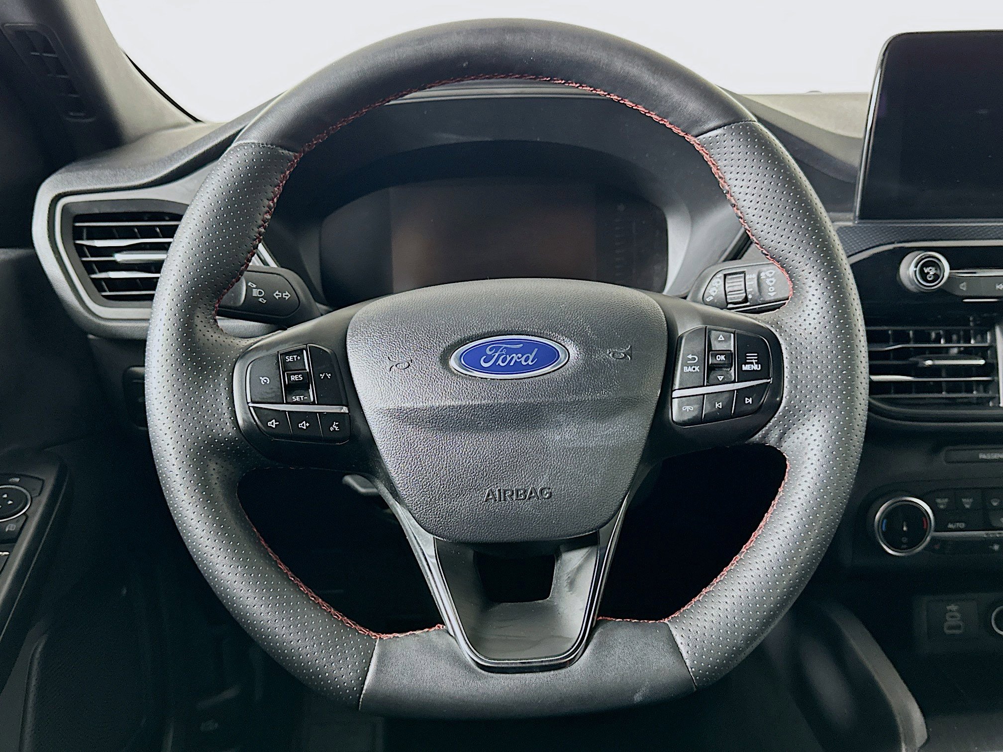 Used 2024 Ford Escape ST-Line image 18