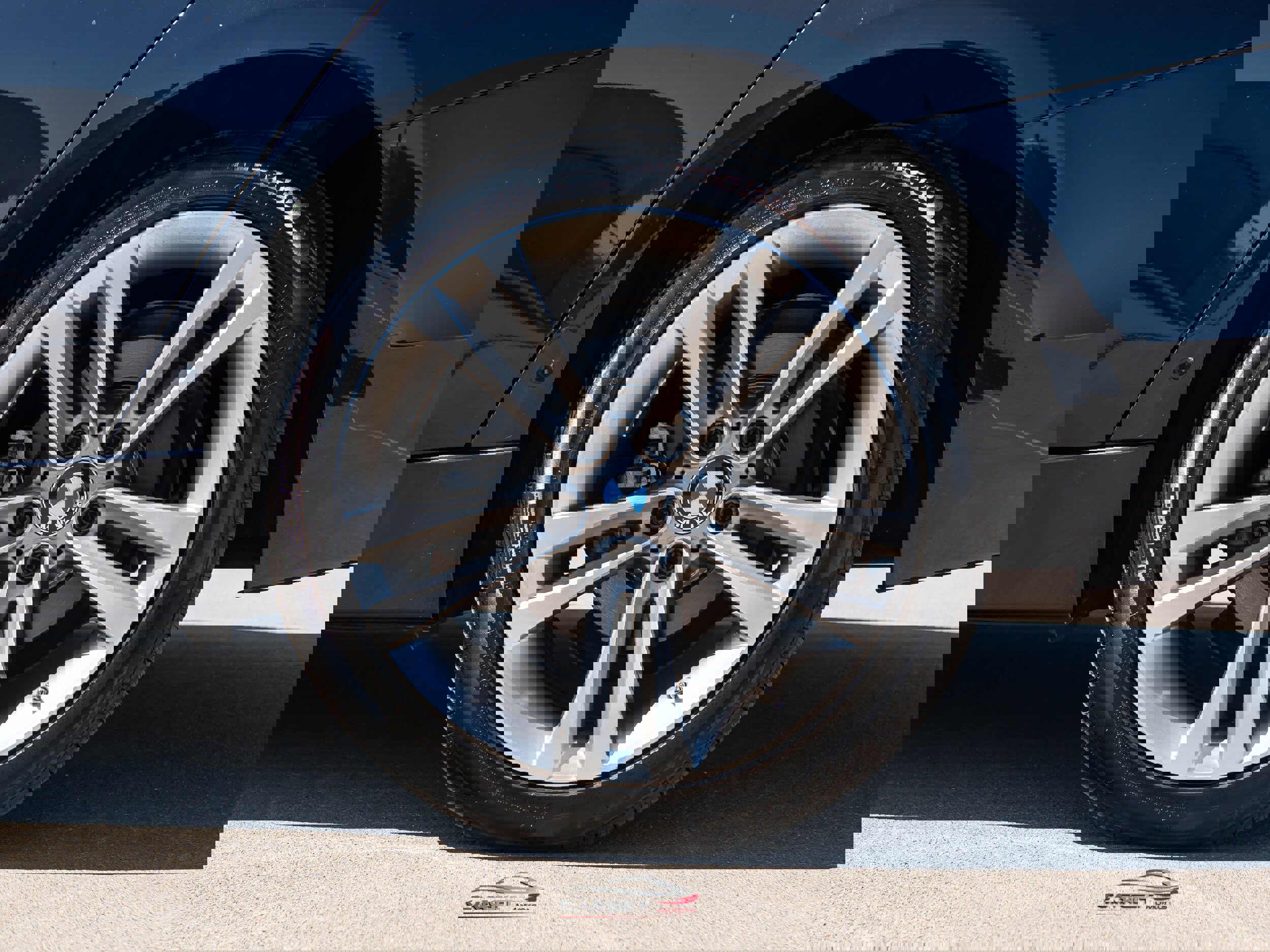 Used 2017 BMW 330i xDrive xDrive image 12