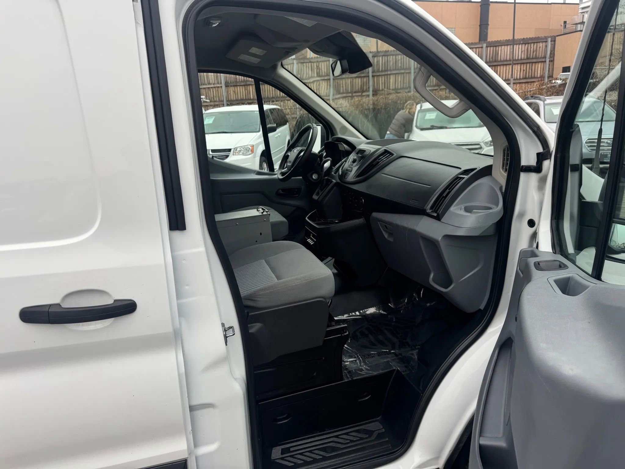 Used 2018 Ford Transit 250 148 Low Roof image 23