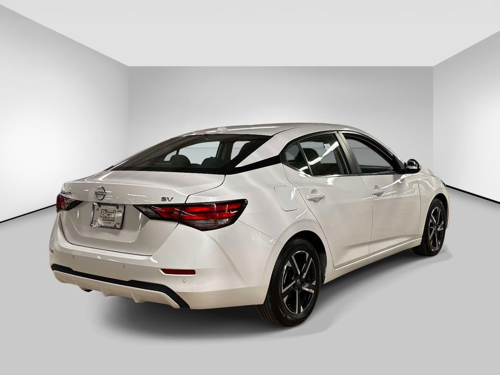 Used 2024 Nissan Sentra SV FWD image 5