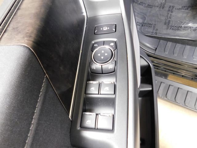 New 2026 Ford F250 Lariat w/ Black Appearance Package image 16