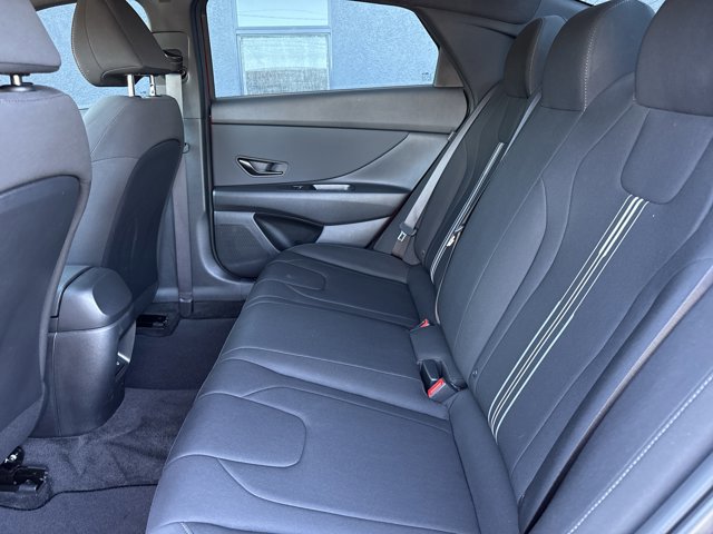 Used 2025 Hyundai Elantra Sport image 6