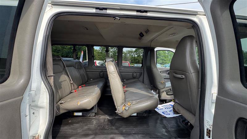 Used 2017 Chevrolet Express 2500 LS RWD image 37