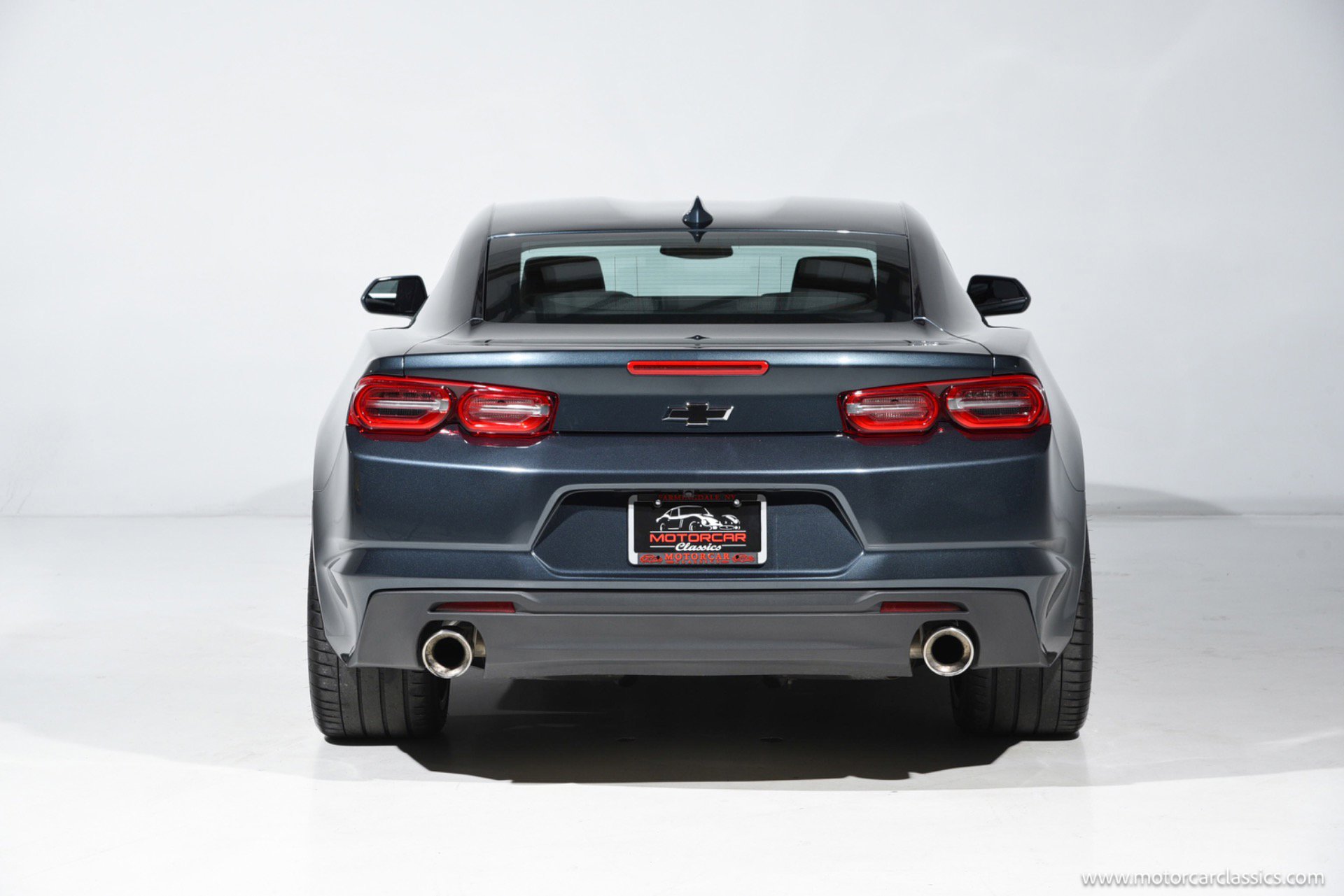 Used 2021 Chevrolet Camaro LT RWD image 4