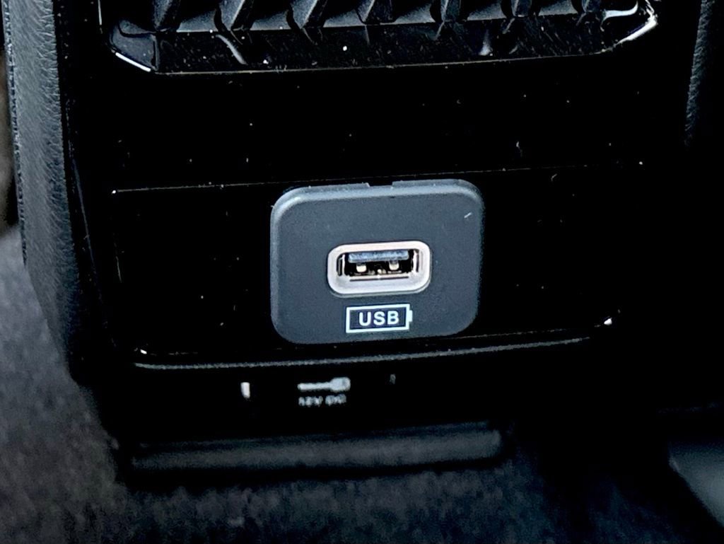 New 2026 Jeep Compass Altitude image 18