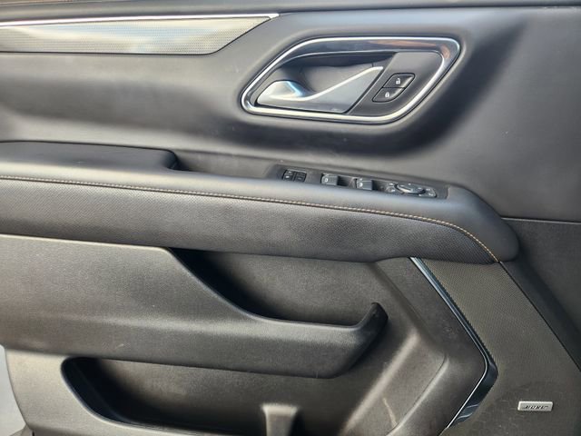 Used 2024 GMC Yukon AT4 w/ LPO, Floor Liner Package image 20