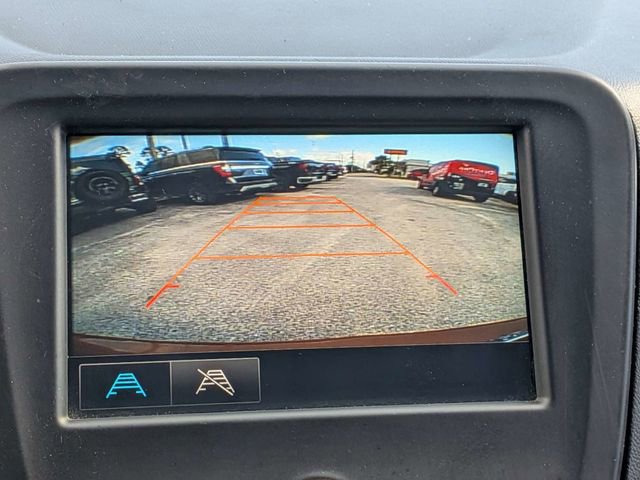 Used 2018 Chevrolet Equinox LT w/ LPO, Hit The Road Package FWD image 19