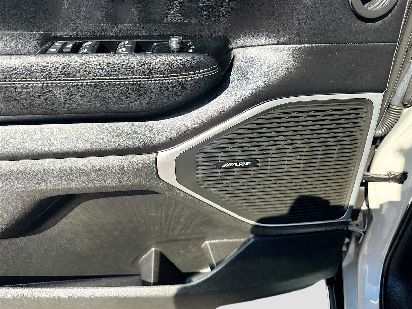 Used 2022 Jeep Wagoneer Series III image 19