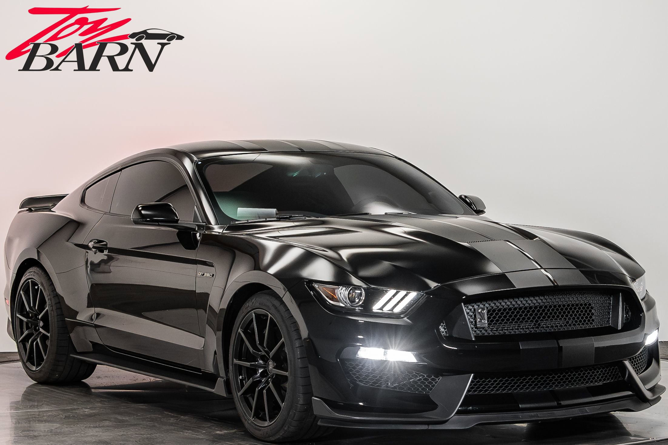 Used 2018 Ford Mustang Shelby GT350 w/ Electronics Package image 7