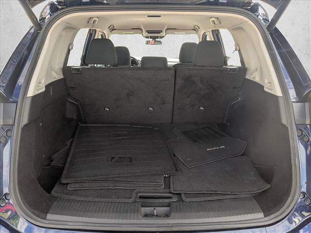 Used 2025 Nissan Rogue SV AWD/4WD image 6
