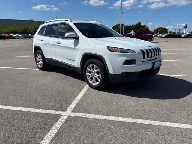Used 2018 Jeep Cherokee Latitude FWD image 7