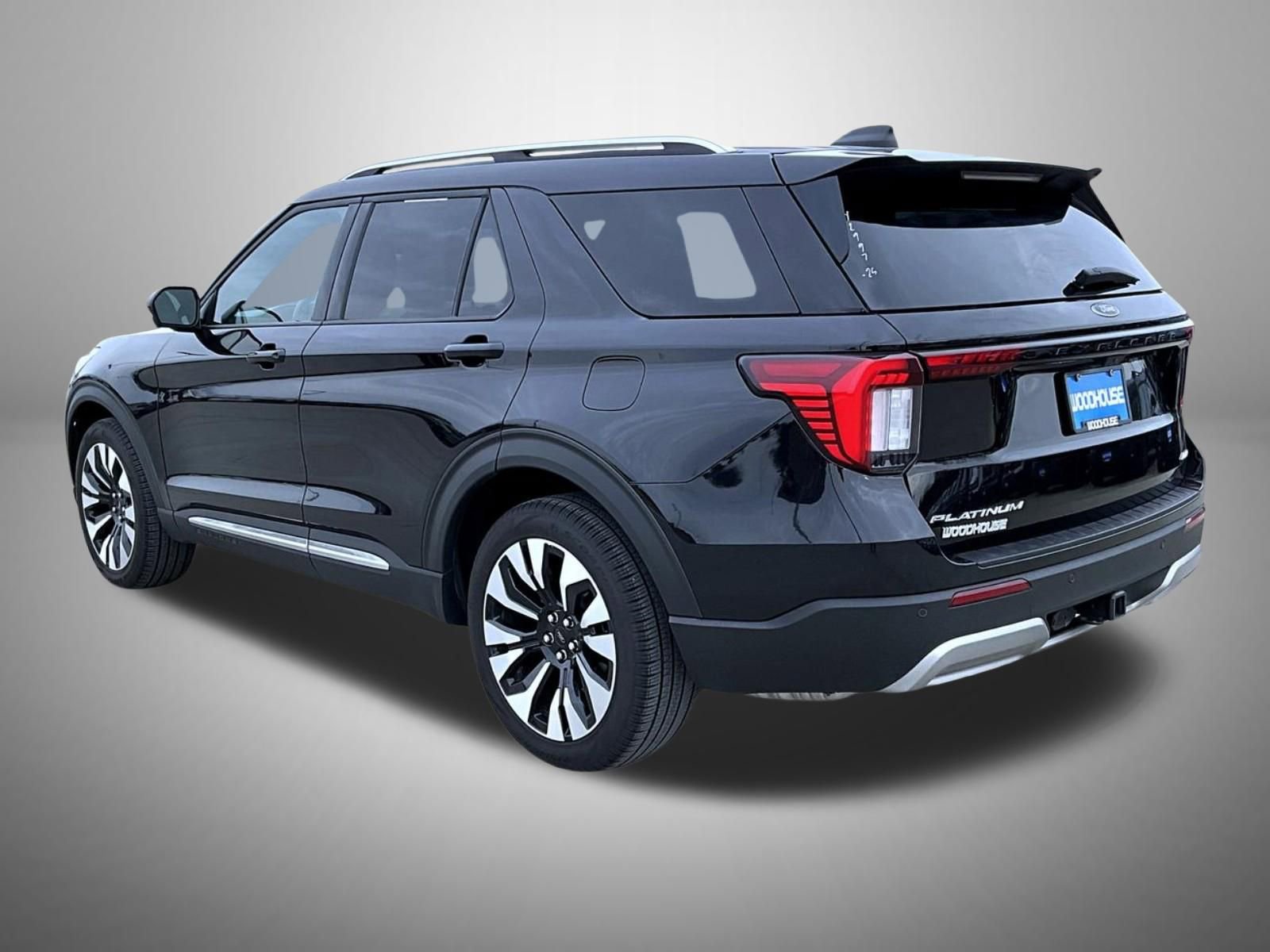 Used 2025 Ford Explorer Platinum w/ LUX Leather Package image 7