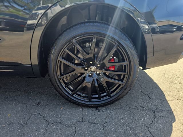 Used 2024 Maserati Levante Modena Ultima image 33