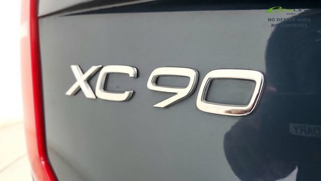 Used 2024 Volvo XC90 B5 Core AWD/4WD image 32