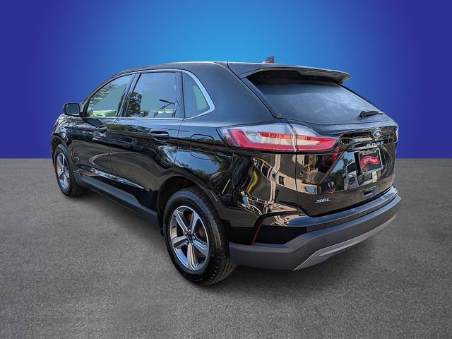 Used 2024 Ford Edge SEL w/ Convenience Package AWD/4WD image 3