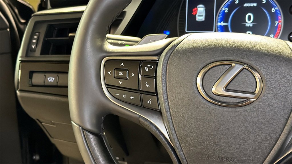 Used 2024 Lexus ES 350 Luxury w/ Technology Package image 20
