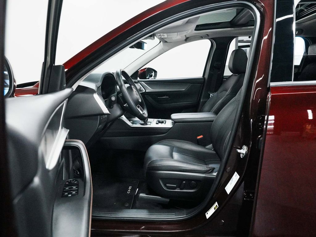 Used 2024 MAZDA CX-90 Plug-In Hybrid w/ Premium Pkg image 29