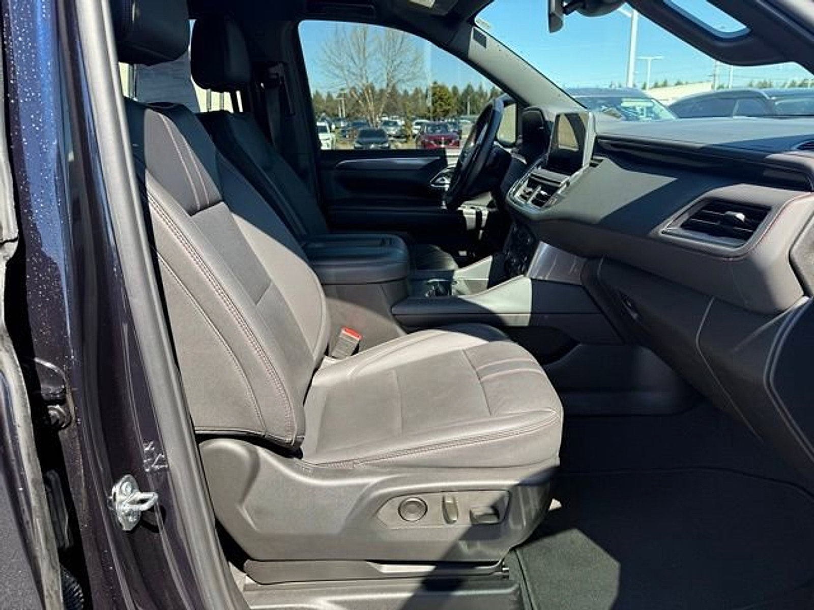 Used 2023 Chevrolet Tahoe RST w/ RST Performance Edition image 29