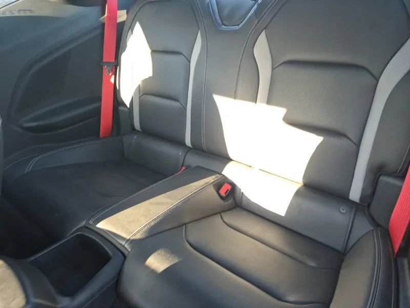 Used 2021 Chevrolet Camaro SS RWD image 7