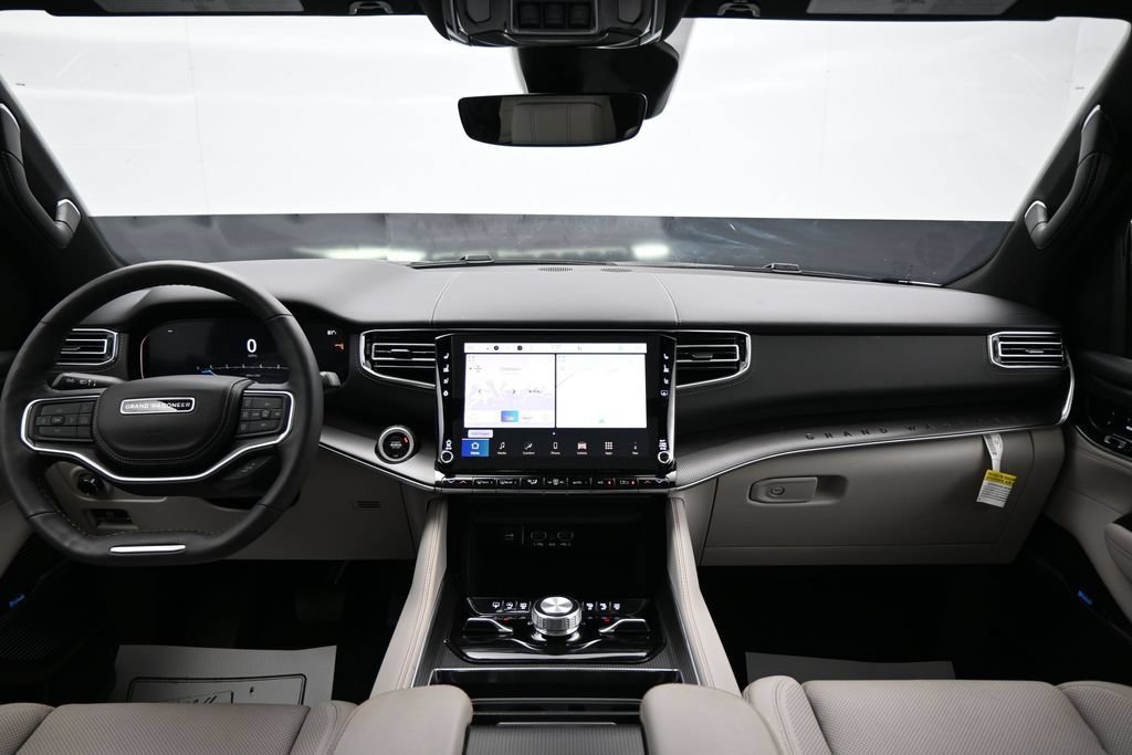 New 2026 Jeep Grand Wagoneer L Summit AWD/4WD image 14