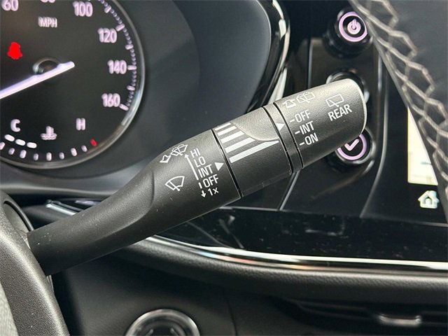 Used 2023 Buick Envision Avenir image 24