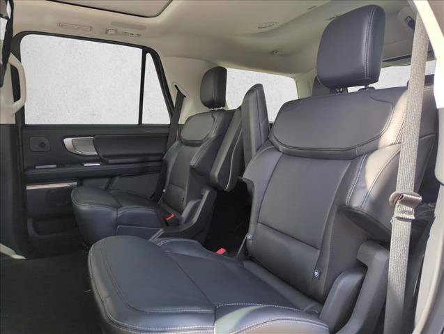 New 2026 Ford Expedition Platinum w/ Driver's Package AWD/4WD image 18