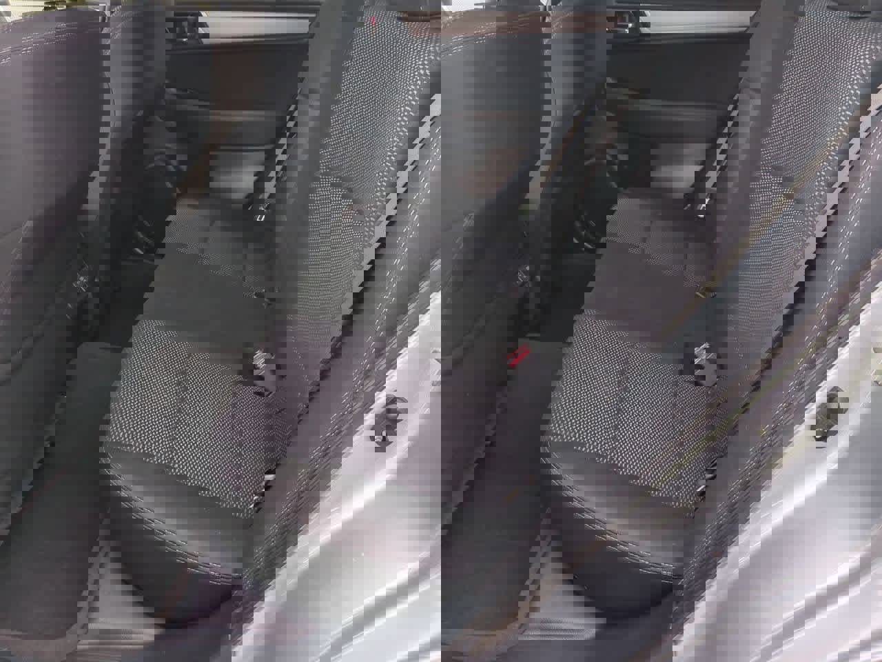 Used 2019 Subaru Outback 2.5i Premium image 18