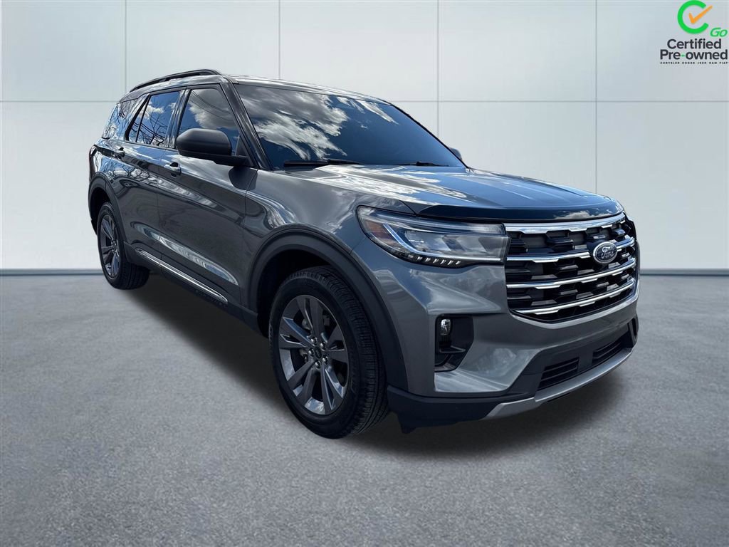 Used 2025 Ford Explorer Active w/ Active Comfort Package AWD/4WD image 9