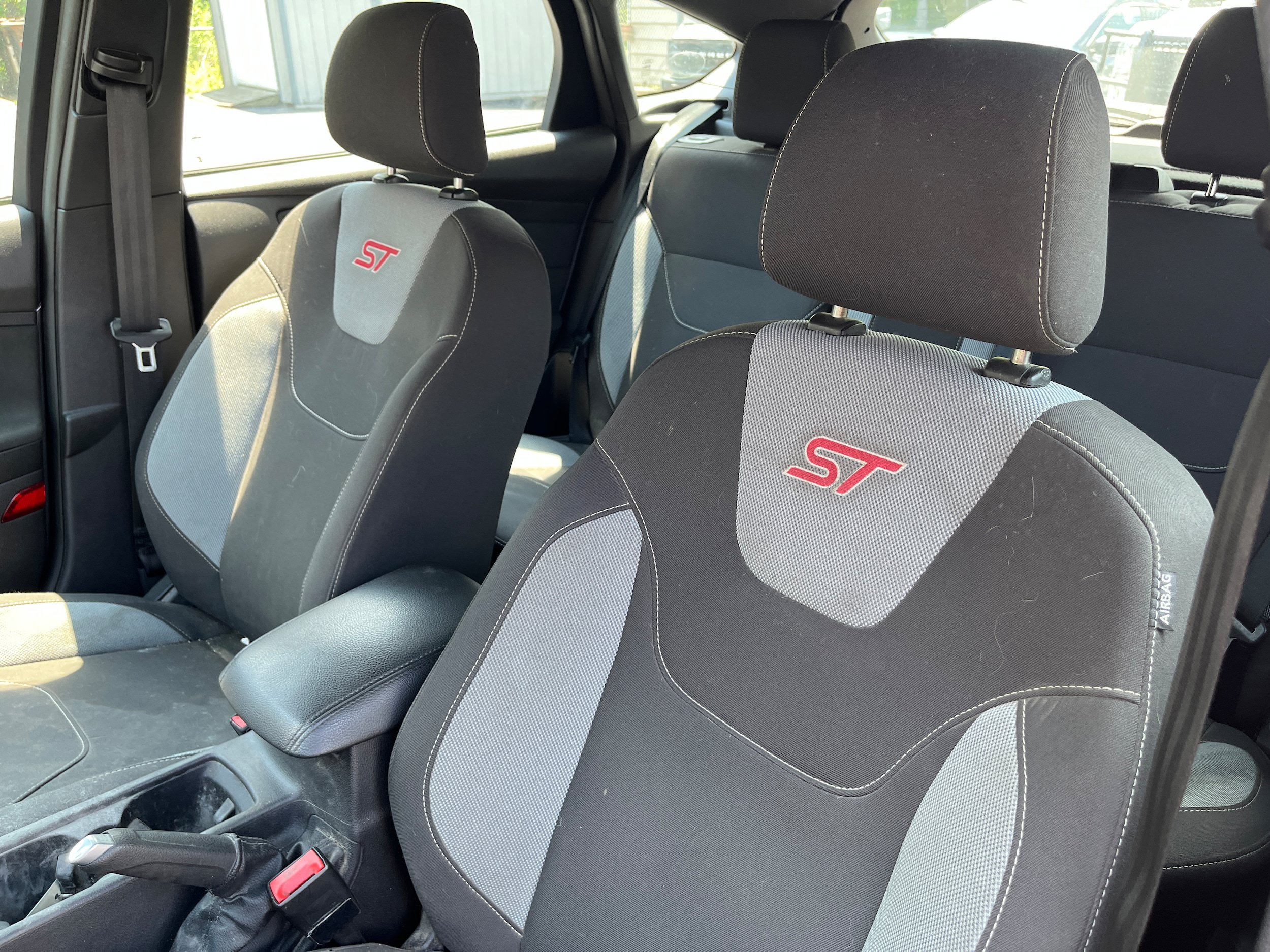 Used 2017 Ford Focus ST FWD image 9