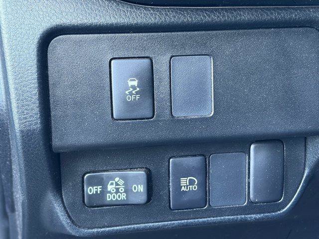 Used 2022 Toyota Tacoma SR AWD/4WD image 9