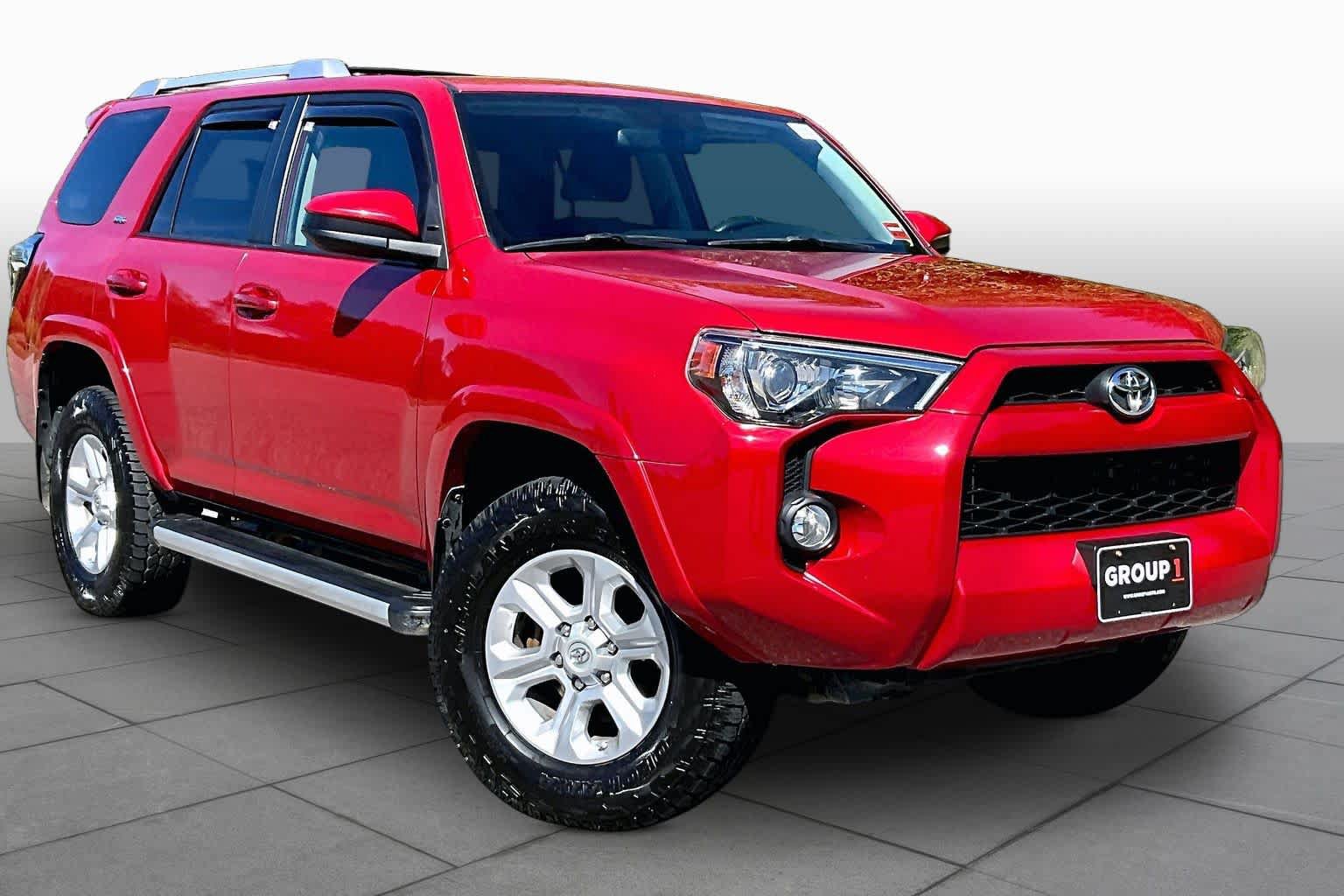 Used 2016 Toyota 4Runner SR5 AWD/4WD image 3