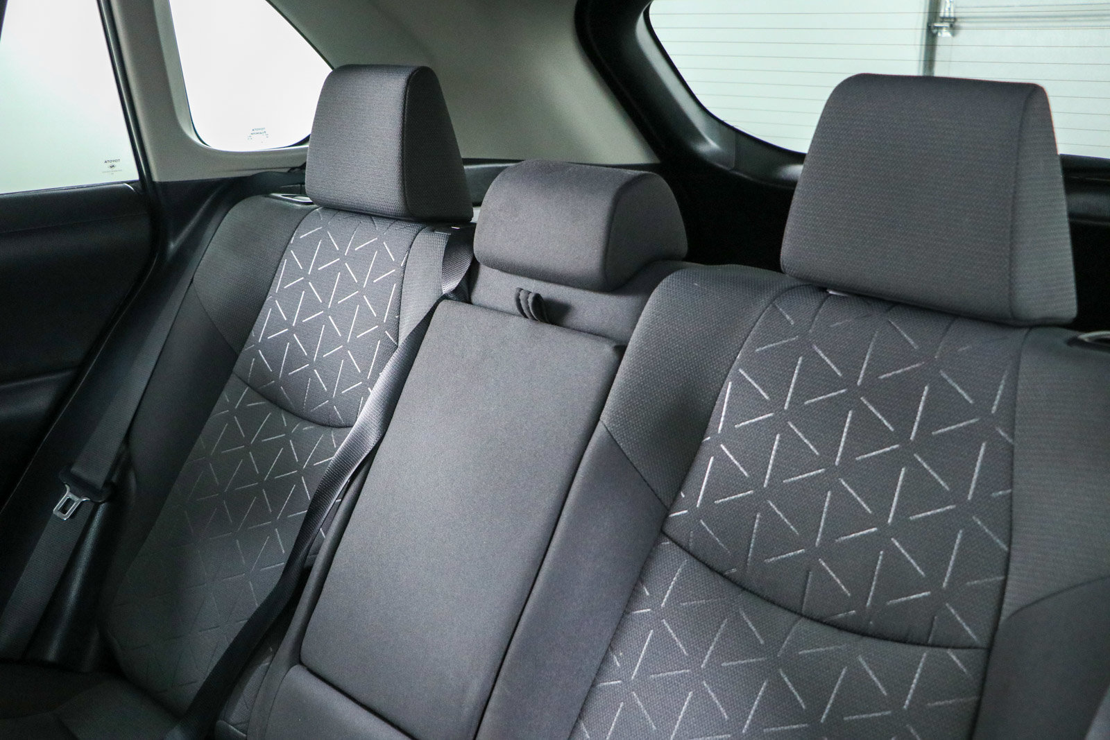 Used 2022 Toyota RAV4 XLE w/ Convenience Package FWD image 25