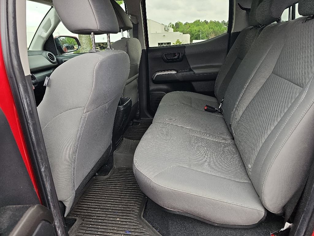 Used 2022 Toyota Tacoma SR5 w/ Technology Package RWD image 14