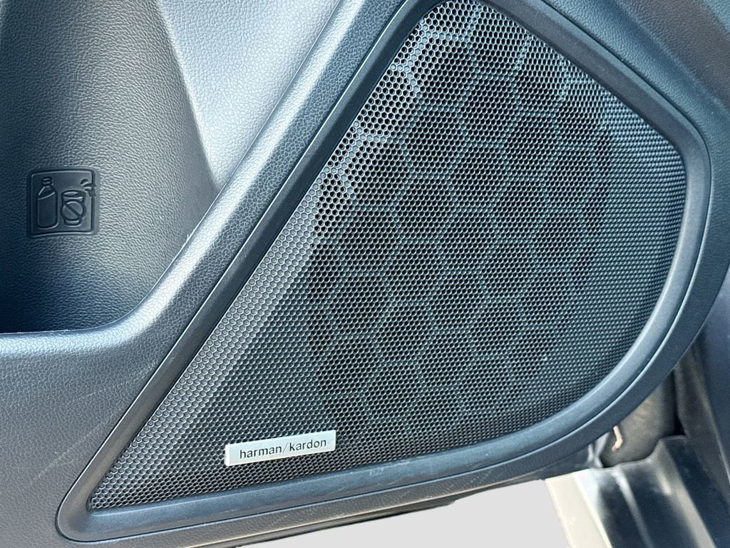 Certified 2025 Subaru Outback Limited image 26