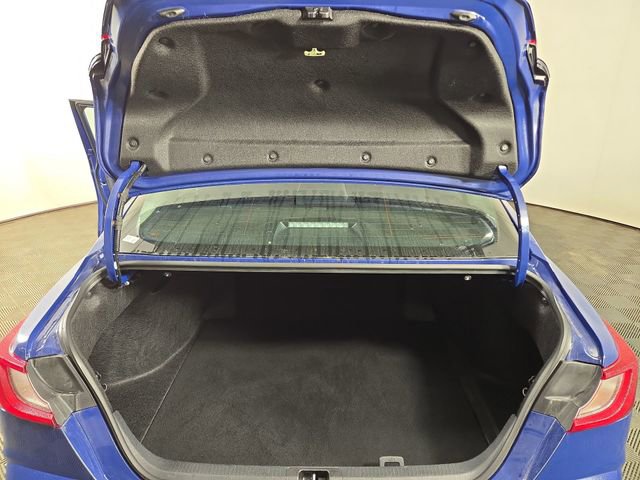 Used 2025 Toyota Camry LE FWD image 31