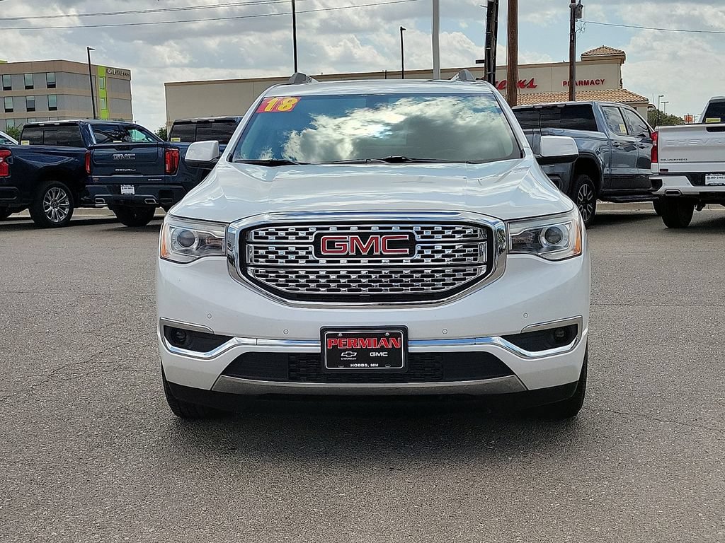 Used 2018 GMC Acadia Denali w/ Technology Package FWD image 3