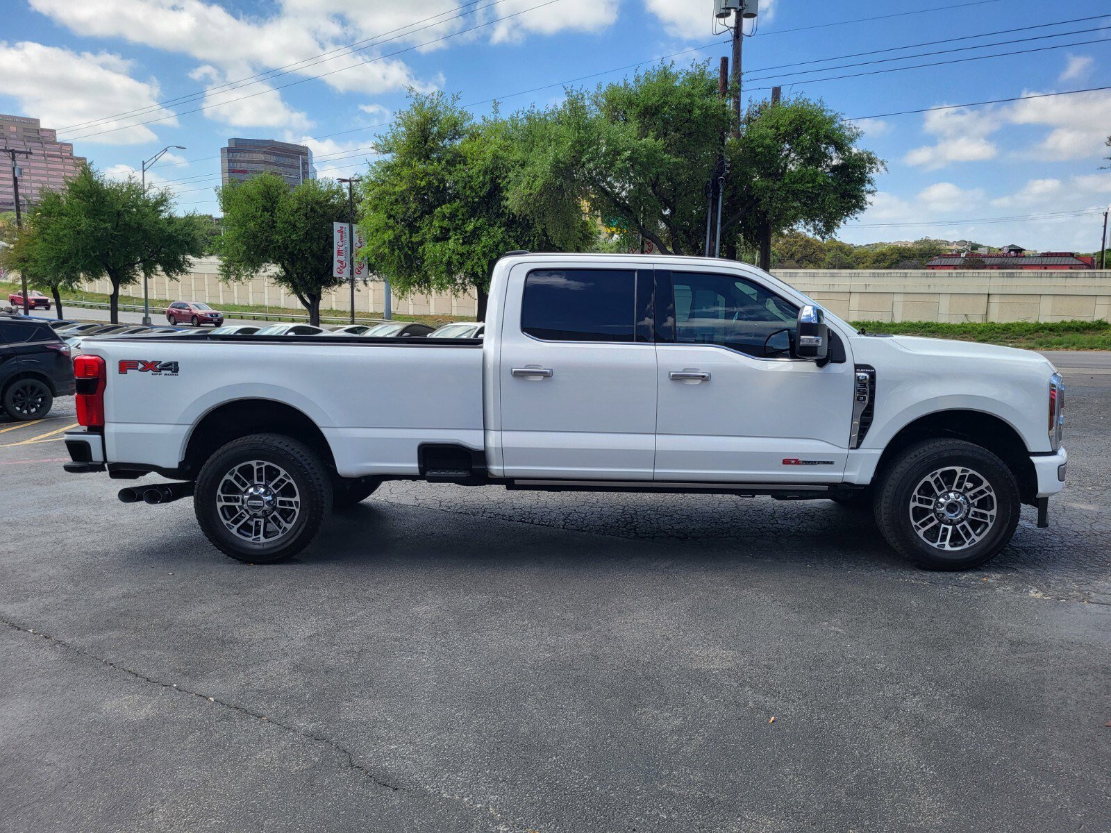 Certified 2026 Ford F350 Platinum w/ Platinum Plus Package AWD/4WD image 2