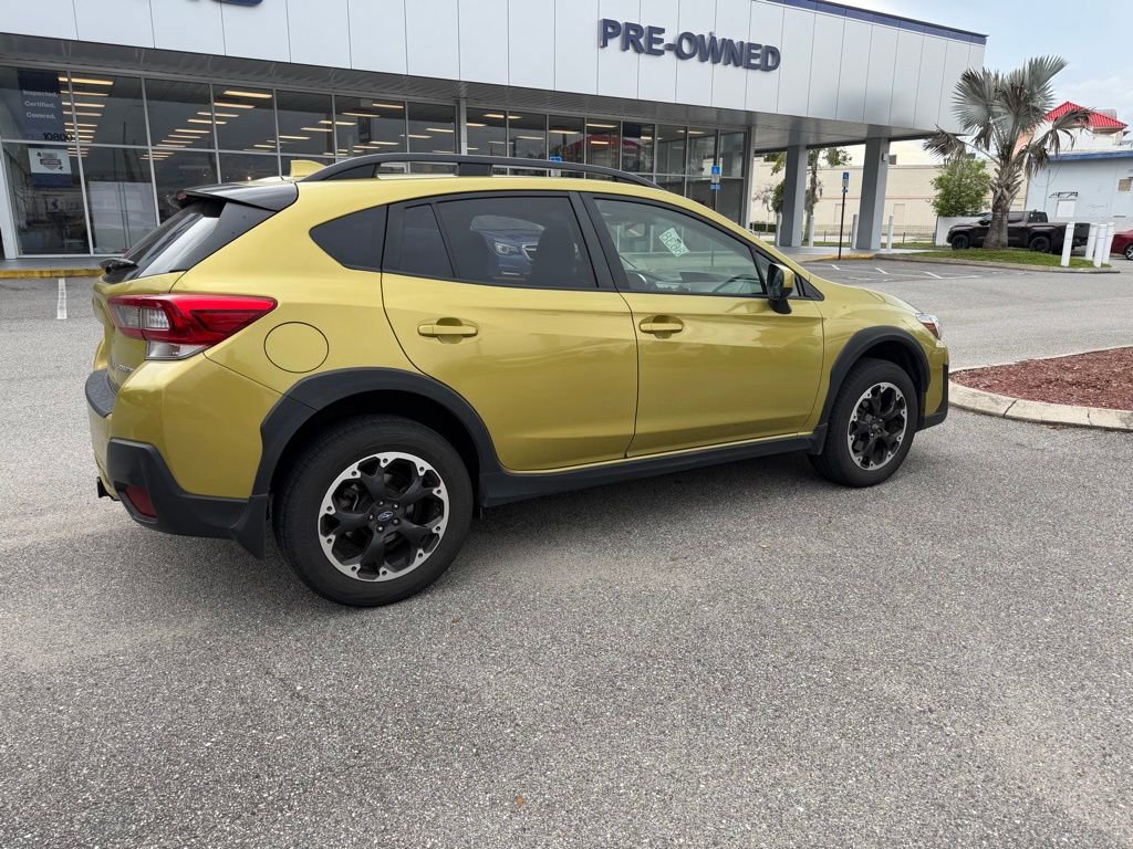Used 2021 Subaru Crosstrek 2.0i Premium w/ Popular Package #2 AWD/4WD image 2