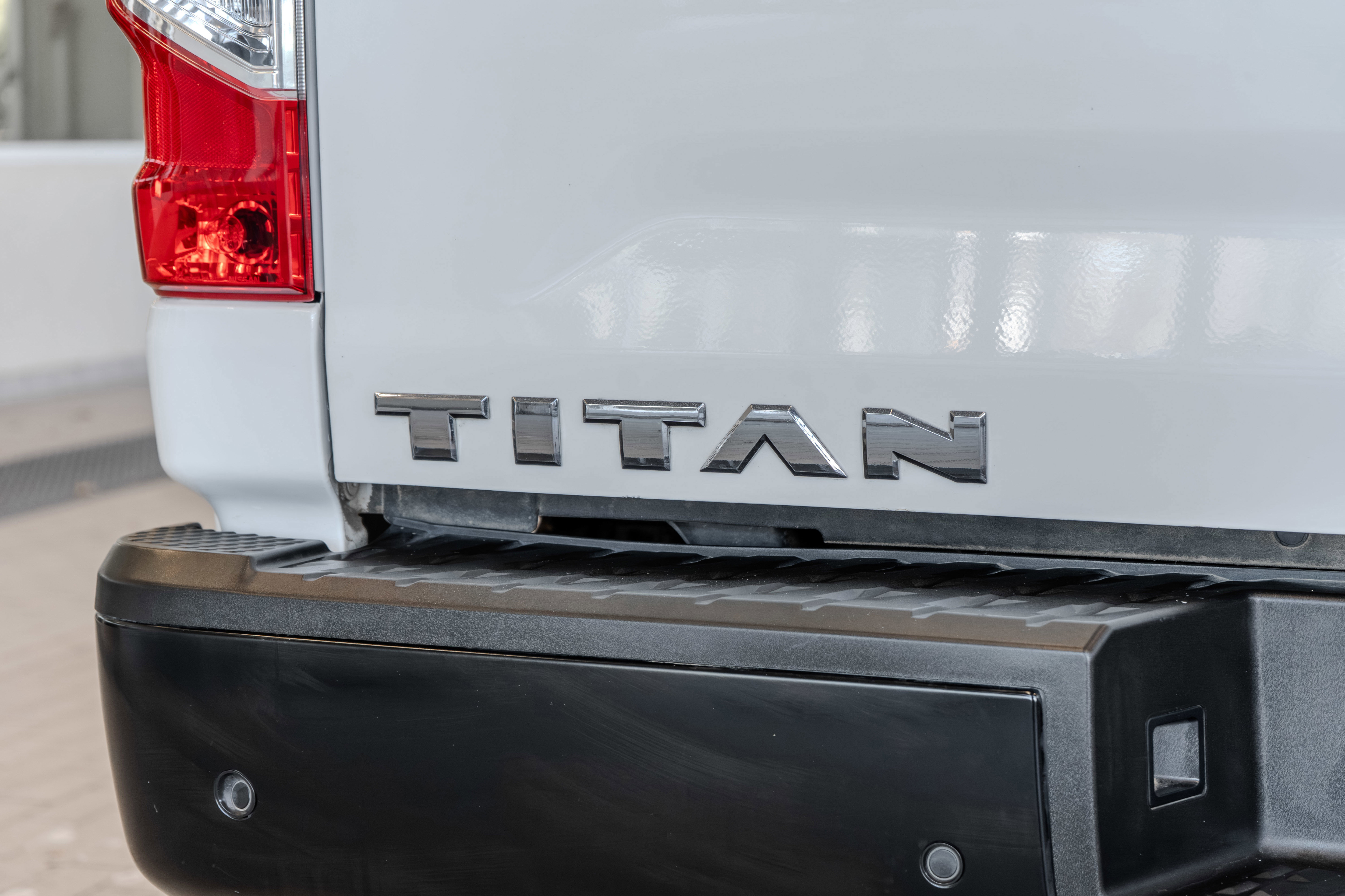 Used 2022 Nissan Titan S w/ S Utility Package image 21