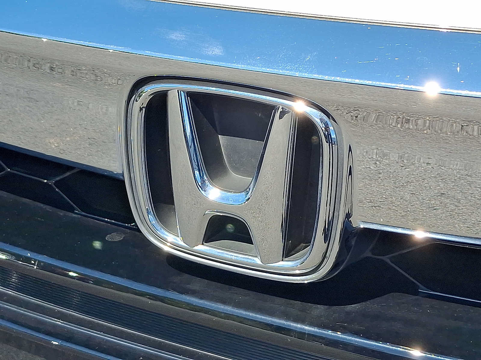 Used 2018 Honda Accord EX image 29