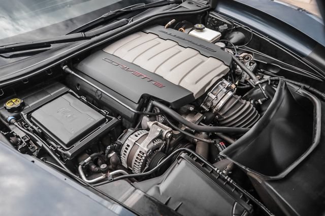 Used 2019 Chevrolet Corvette Stingray Coupe w/ 1LT RWD image 77