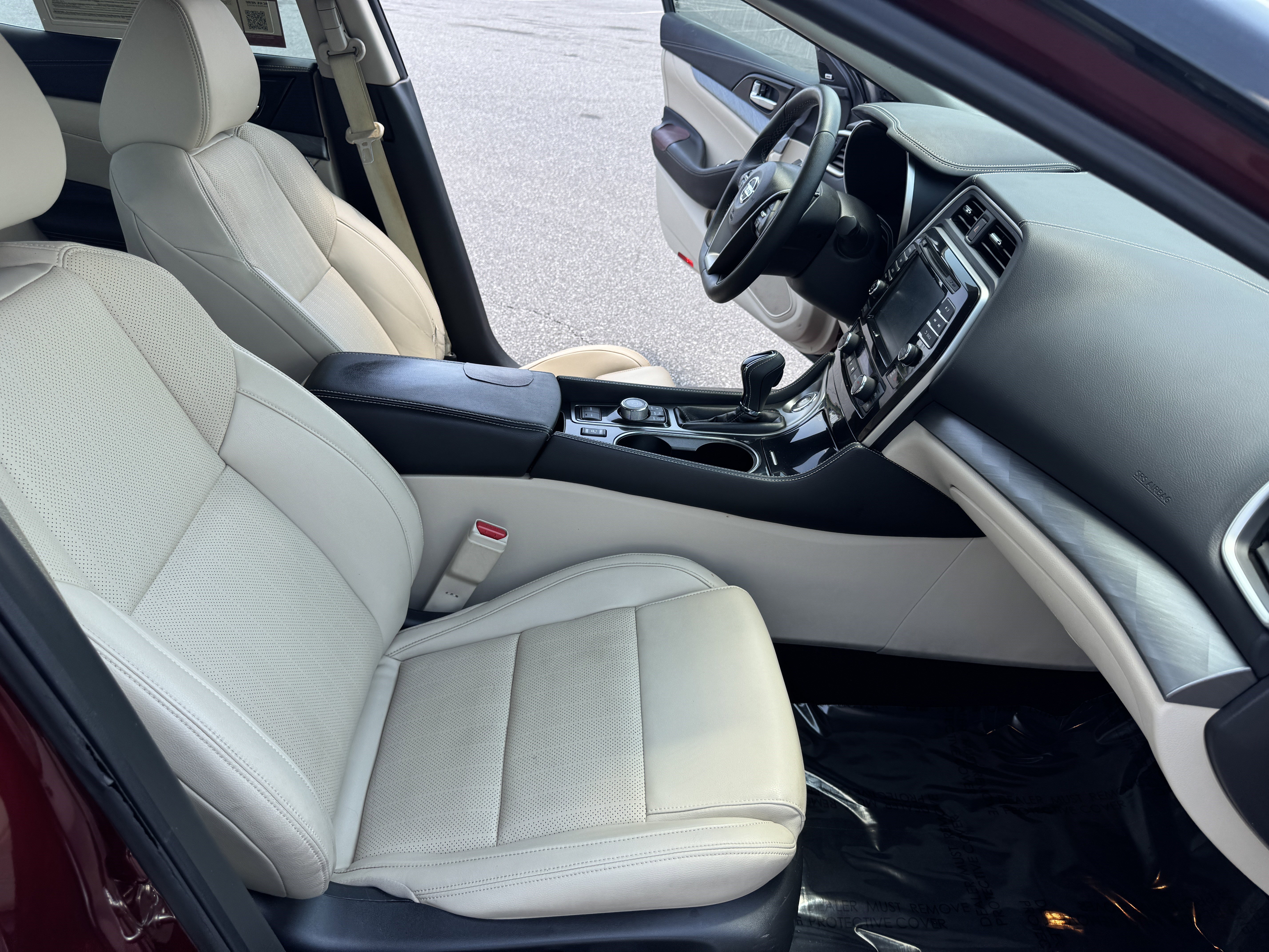Used 2017 Nissan Maxima 3.5 SL FWD image 24