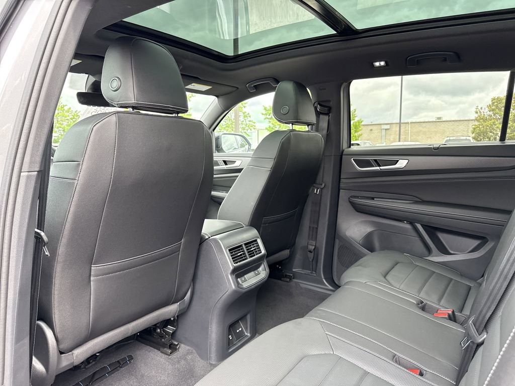 New 2025 Volkswagen Atlas Cross Sport SEL R-Line image 13
