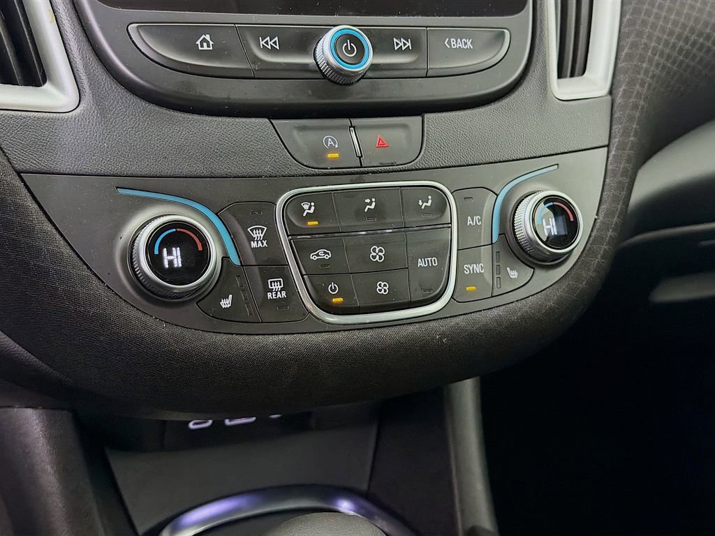 Used 2024 Chevrolet Malibu LT image 19