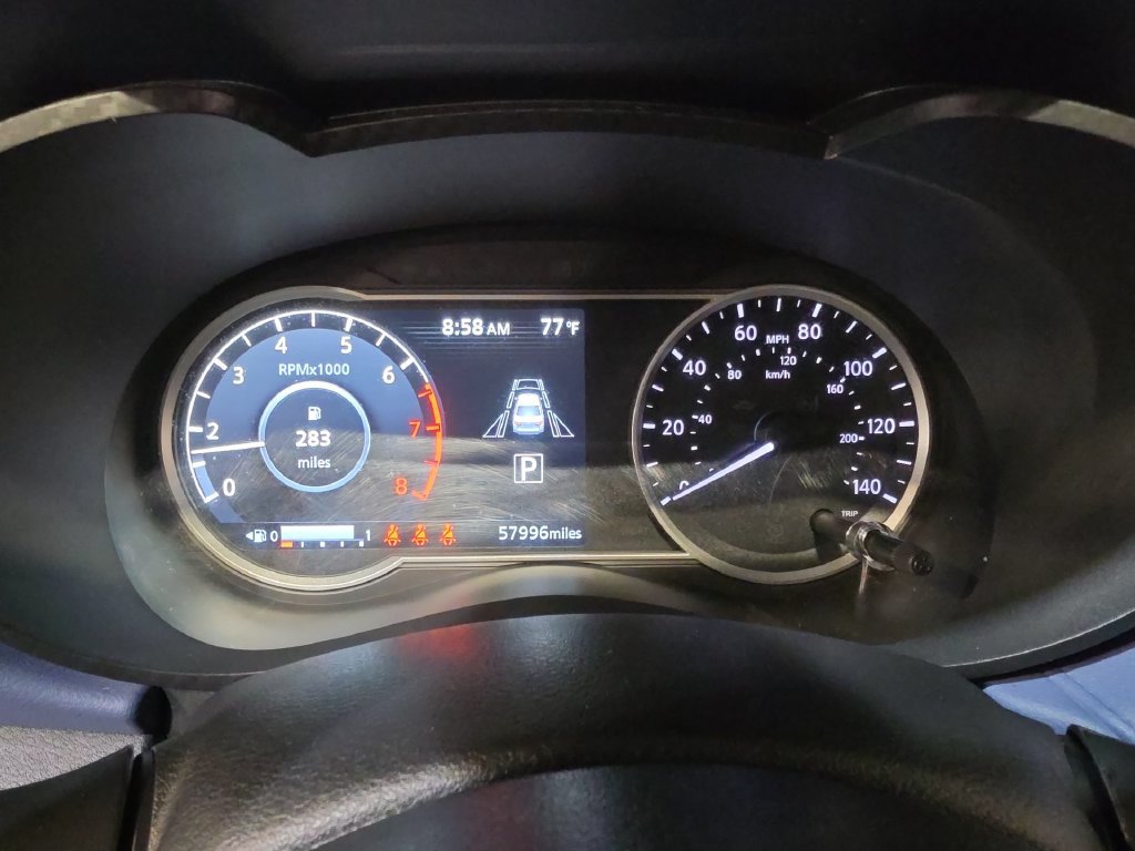 Used 2024 Nissan Versa SV FWD image 10