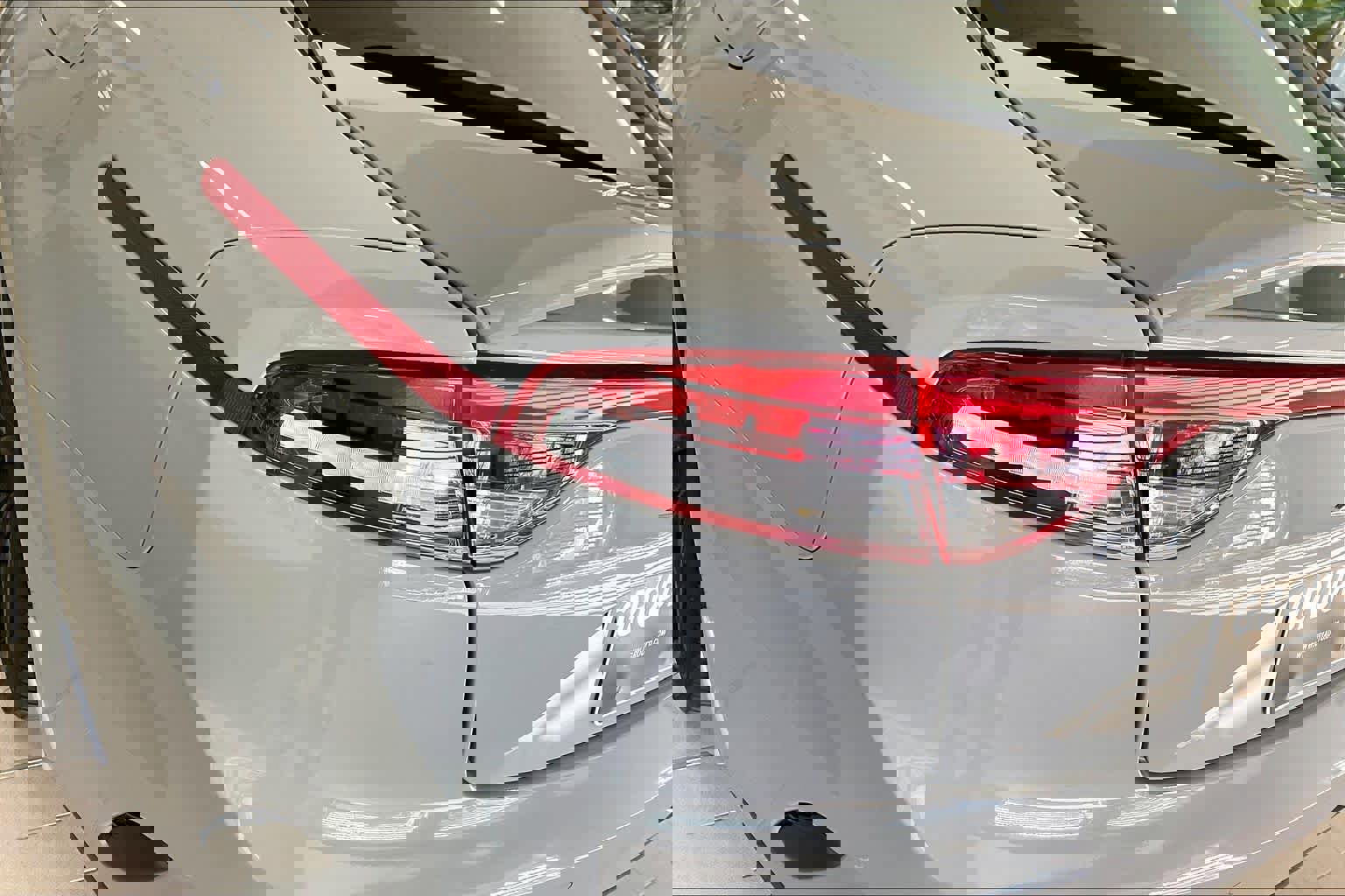 Used 2022 Kia Stinger GT2 w/ Scorpion Package image 29